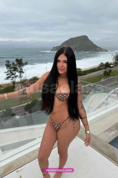 Leticia Collins - photo 3